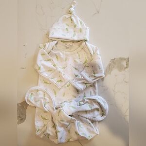 Kissy Kissy Pea Pod Print Baby Sleep Sack + Hat Set (Size Small/0-6 Months)